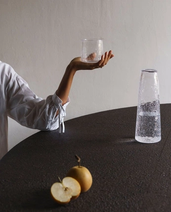 A cover of "GLASS" cluster. The owner is paulaszturc. The cluster consists of 4 elements.