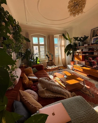 A cover of "Home" cluster. The owner is mattgreen. The cluster consists of 56 elements.