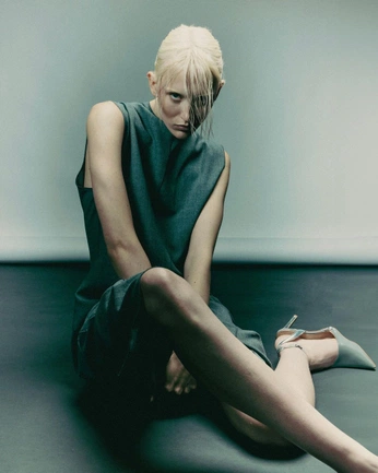 A cover of "studio" cluster. The owner is orimalka. The cluster consists of 1 element.