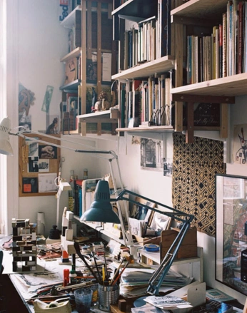 A cover of "Spaces with character" cluster. The owner is erwanngharrison. The cluster consists of 152 elements.