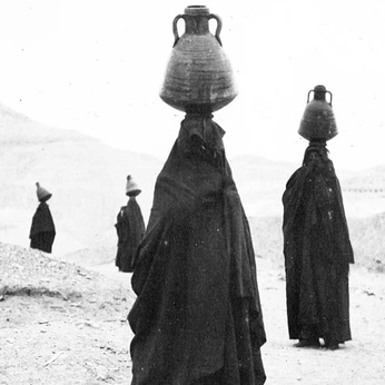 A cover of "Noir Culture" cluster. The owner is nousrose. The cluster consists of 263 elements.