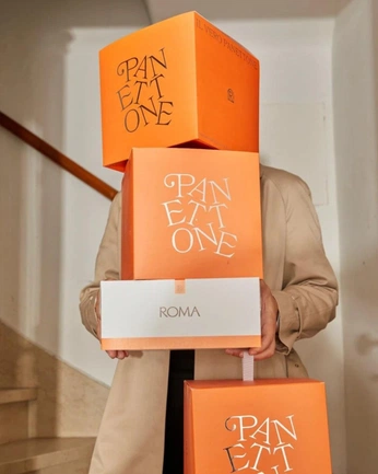 A cover of "LUX PACK" cluster. The owner is retums. The cluster consists of 13 elements.