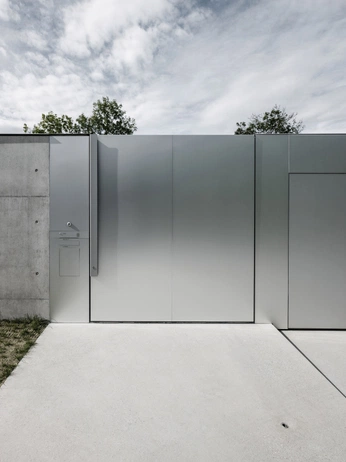 A cover of "SEQ" cluster. The owner is jucabapa. The cluster consists of 8 elements.