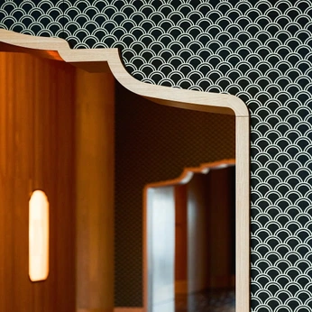 A cover of "Bvlgari" cluster. The owner is reno40c. The cluster consists of 30 elements.