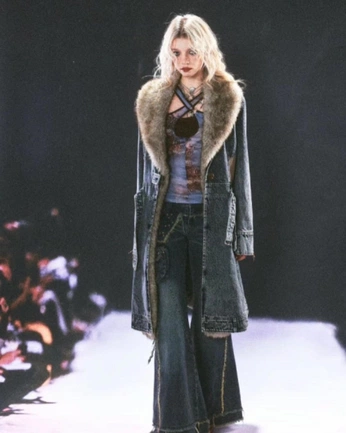 A cover of "fashion is my passion" cluster. The owner is ghostworld. The cluster consists of 4 elements.