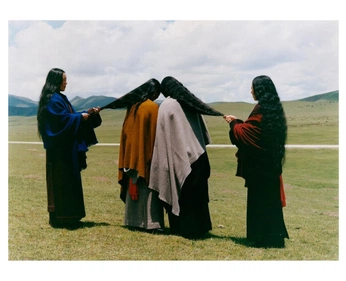 A cover of "Portraits of Culture" cluster. The owner is emilyaroha. The cluster consists of 43 elements.