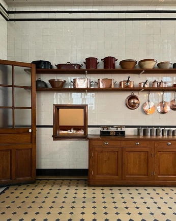 A cover of "brownstone" cluster. The owner is seannytsunami. The cluster consists of 8 elements.