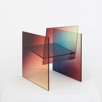 A cover of "Plexiglass" cluster. The owner is tsvetaev. The cluster consists of 13 elements.