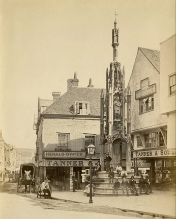 A cover of "Boundaries" cluster. The owner is simonalibert. The cluster consists of 2 elements.