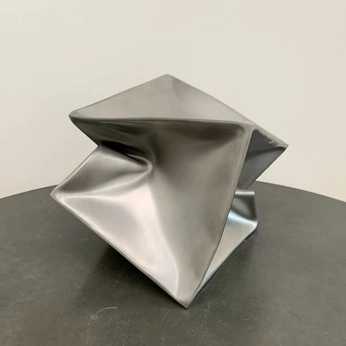 A cover of "stuff" cluster. The owner is zwierzebubr. The cluster consists of 2 elements.