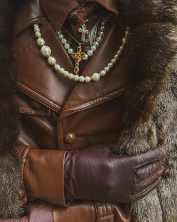 A cover of "io squirrel" cluster. The owner is aritzia. The cluster consists of 17 elements.