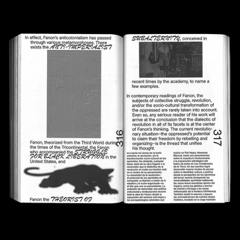 A cover of "books" cluster. The owner is studiosmith. The cluster consists of 3 elements.