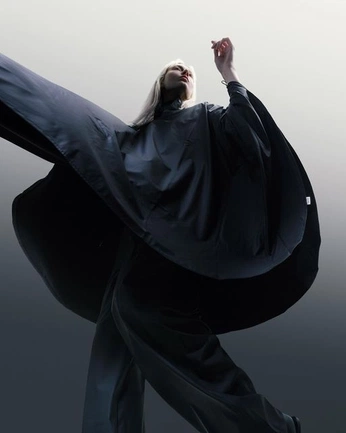 A cover of "fashion photography" cluster. The owner is pesto. The cluster consists of 1 element.