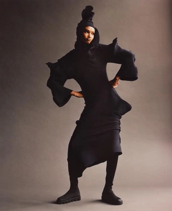 A cover of "Studio" cluster. The owner is mikeleethomas. The cluster consists of 84 elements.