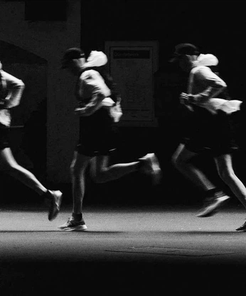 A cover of "The Early Ones" cluster. The owner is covestudios. The cluster consists of 5 elements.