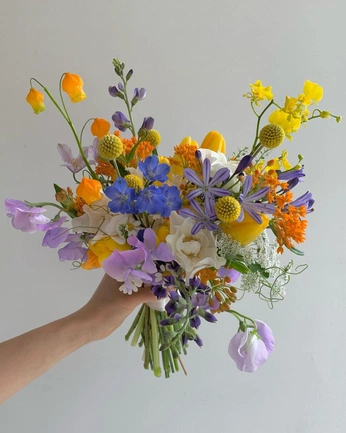 A cover of "BOUQUETS" cluster. The owner is hideonmoon. The cluster consists of 8 elements.