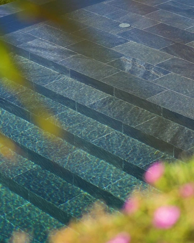 An Instagram carousel post added by anish on May 28, 2024. The author is @architettura_urbana.