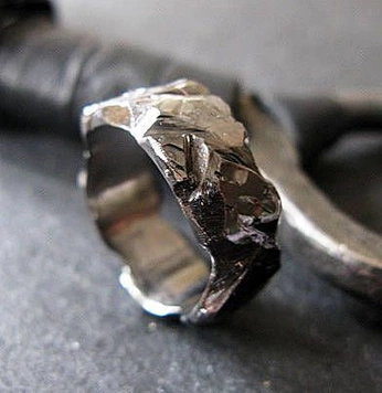 A cover of "jewelry" cluster. The owner is ashpile. The cluster consists of 98 elements.