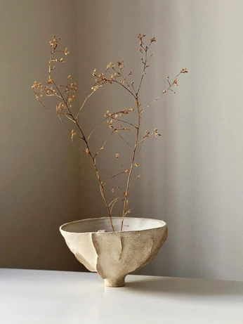 A cover of "Japanese Artworks" cluster. The owner is konikratz. The cluster consists of 2 elements.