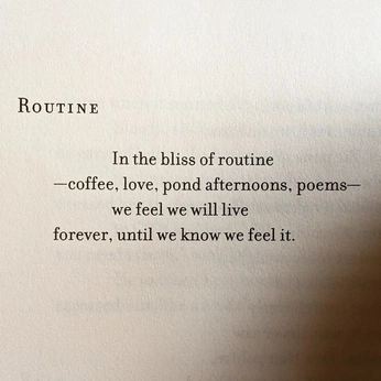 A cover of "Poems" cluster. The owner is ana. The cluster consists of 35 elements.