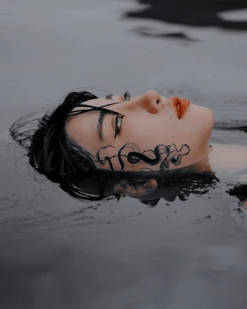 A cover of "the fall" cluster. The owner is orionmoon. The cluster consists of 4 elements.