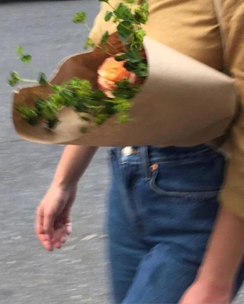 A cover of "ProtestSignHolders" cluster. The owner is angusgraphics. The cluster consists of 5 elements.