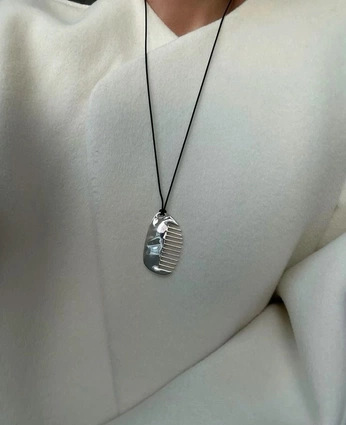 A cover of "fashion" cluster. The owner is murms. The cluster consists of 8 elements.