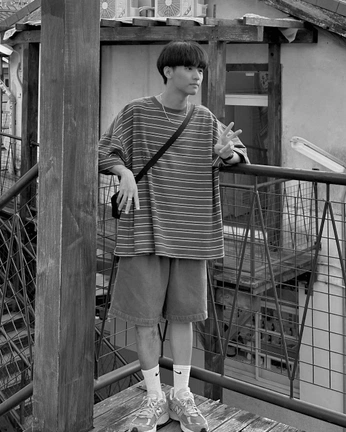 A cover of "Photo" cluster. The owner is jjjiee. The cluster consists of 2 elements.