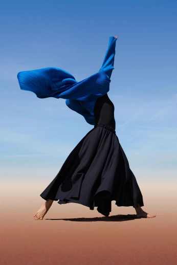 A cover of "board textil" cluster. The owner is laraalvisoalmur. The cluster consists of 4 elements.