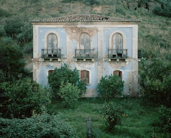 A cover of "Madcap Website" cluster. The owner is draughn.studio. The cluster consists of 17 elements.