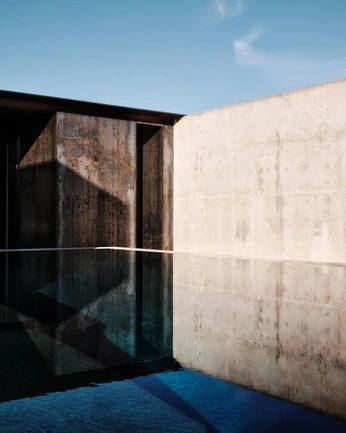 A cover of "water feature" cluster. The owner is kels.koho. The cluster consists of 17 elements.