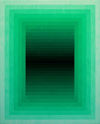 A cover of "Posh Pile" cluster. The owner is pcr81. The cluster consists of 32 elements.