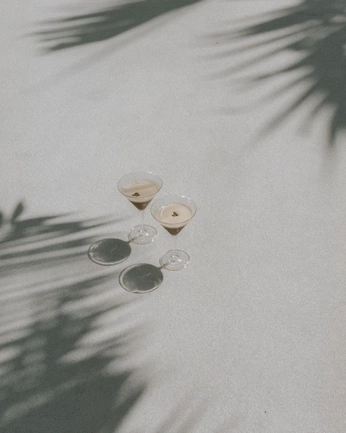 A cover of "A day at the beach" cluster. The owner is darylbydesign. The cluster consists of 89 elements.