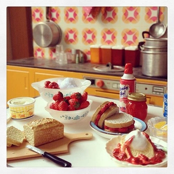 A cover of "Rement ministures" cluster. The owner is aminova. The cluster consists of 437 elements.