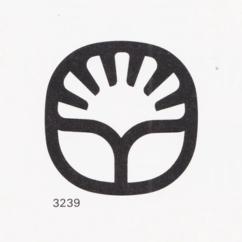 A cover of "Logo" cluster. The owner is melanyroa. The cluster consists of 33 elements.