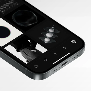 A cover of "UI/UX" cluster. The owner is iuliaaa. The cluster consists of 31 elements.