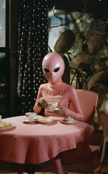 A cover of "Aliens" cluster. The owner is ryanrene. The cluster consists of 23 elements.