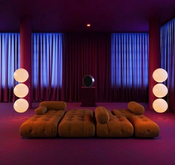 A cover of "70's liv room" cluster. The owner is parisglass. The cluster consists of 8 elements.