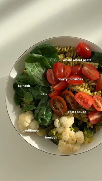 A cover of "Mylife" cluster. The owner is imthebest. The cluster description is "FUTURE WITH MY WIFE, MY BABY, MY DOG

manifesting this life ⚡️". The cluster consists of 150 elements.