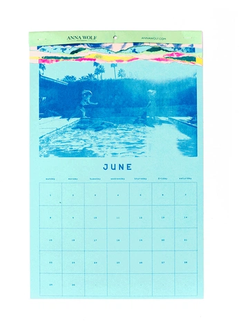 A cover of "Color" cluster. The owner is jiozzring. The cluster consists of 1 element.