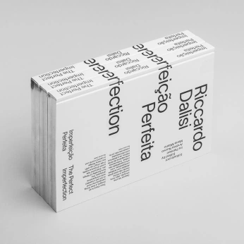 A cover of "package" cluster. The owner is studiocavana. The cluster consists of 18 elements.