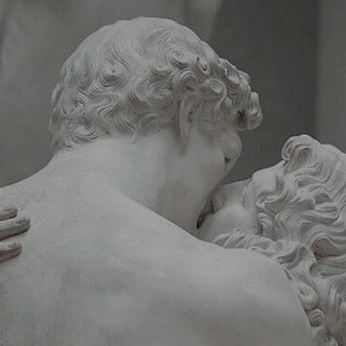 A cover of "lovers" cluster. The owner is amorfat1. The cluster consists of 16 elements.