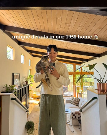 A cover of "Interiores MEGA General" cluster. The owner is cmilo. The cluster consists of 4 elements.