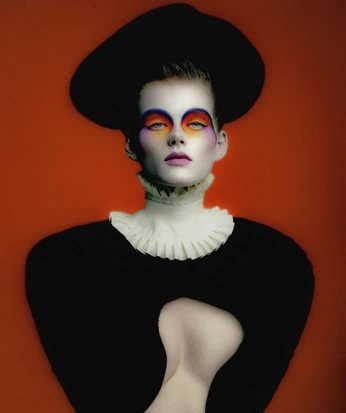 A cover of "red" cluster. The owner is wamela. The cluster consists of 20 elements.