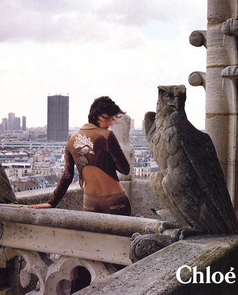 A cover of "gargoyles" cluster. The owner is maddy.masi. The cluster consists of 3 elements.