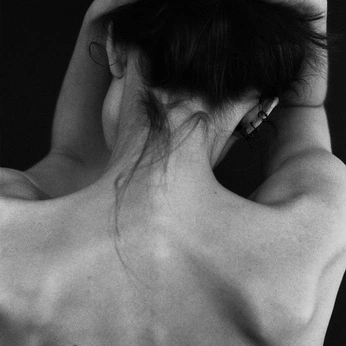 A cover of "Body" cluster. The owner is photonika. The cluster consists of 8 elements.