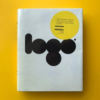 A cover of "BOOKS" cluster. The owner is laurahelmerr. The cluster consists of 1 element.