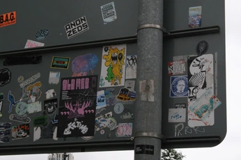 A cover of "current vibes" cluster. The owner is septembree. The cluster consists of 6 elements.