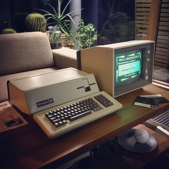 A cover of "CS" cluster. The owner is mayabrown. The cluster consists of 3 elements.