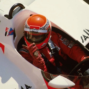 A cover of "Directional" cluster. The owner is chromaspring. The cluster consists of 46 elements.